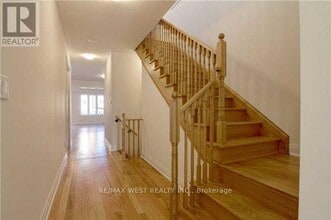 118 Emily Anna St in Vaughan, ON - Building Photo - Building Photo