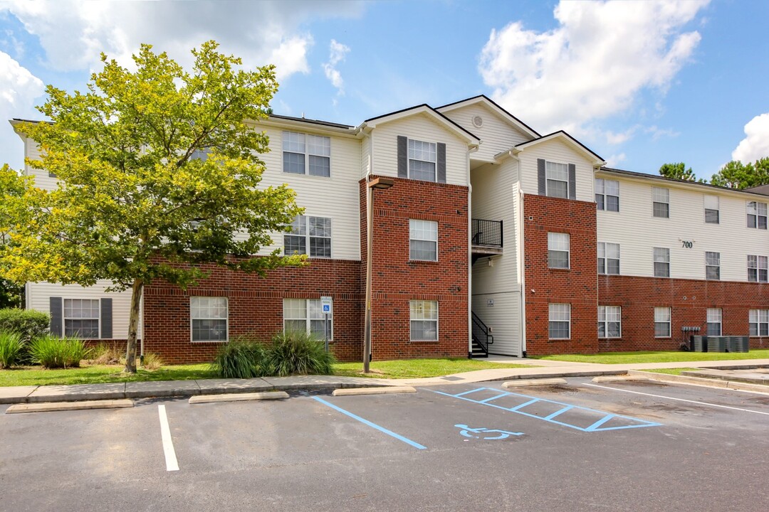 Hallmark at Timberlake Apartments in Goose Creek, SC - Building Photo