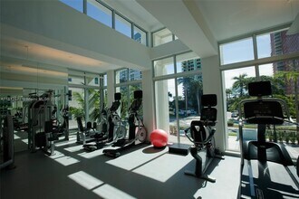 1550 Brickell Ave in Miami, FL - Building Photo - Building Photo