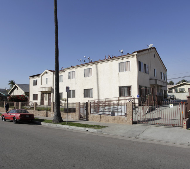 231 N Vendome St in Los Angeles, CA - Building Photo - Building Photo