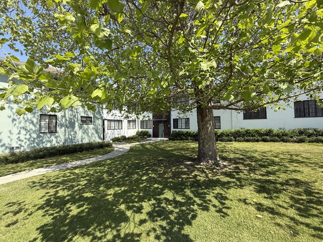 Acclaim at Baldwin in Los Angeles, CA - Building Photo - Building Photo