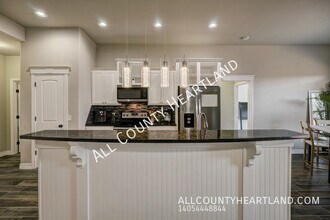 1971 Leslie Beachler Ln in Midwest City, OK - Building Photo - Building Photo