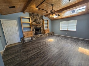 1548 Bosc Ct in Clovis, NM - Foto de edificio - Building Photo