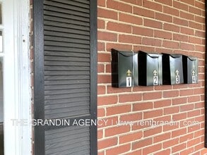 1306 Patterson Ave SW in Roanoke, VA - Building Photo - Building Photo