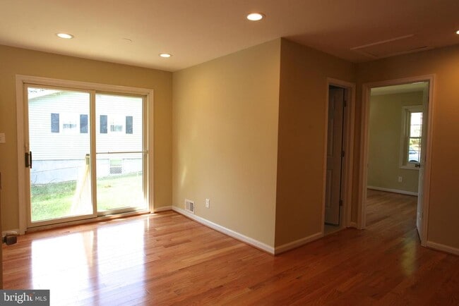 4106 Elizabeth St in Rockville, MD - Building Photo - Building Photo