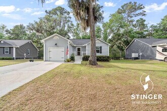 40 Canopy Ln in Saint Helena Island, SC - Building Photo - Building Photo