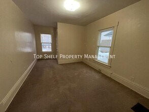 1067 23rd St in Des Moines, IA - Building Photo - Building Photo