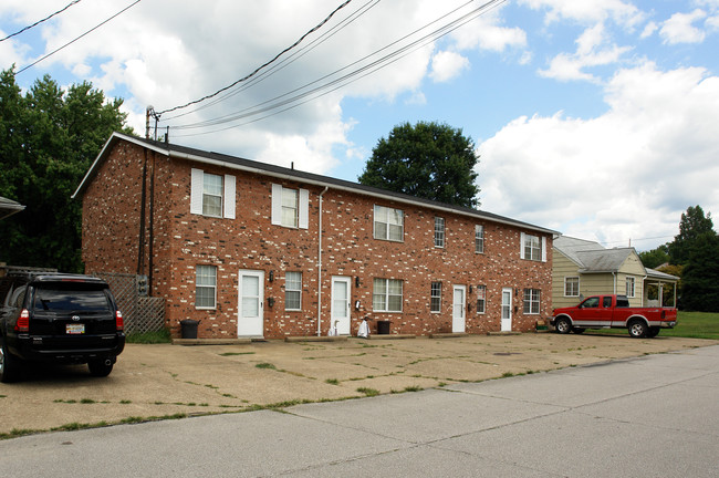 1107 32nd St in Parkersburg, WV - Foto de edificio - Building Photo