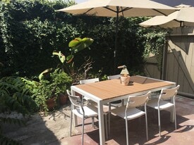 6726 Leland Way in Los Angeles, CA - Building Photo