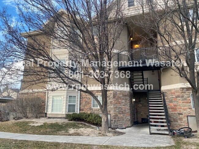 property at 14051 Bridgeview Ct