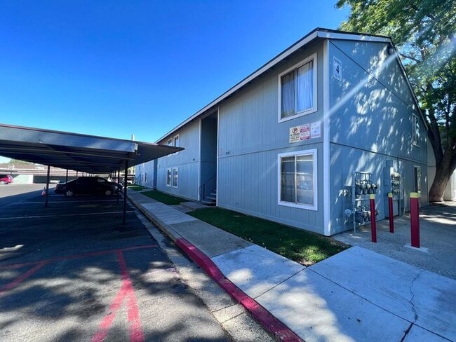 property at 4600 Neil Rd