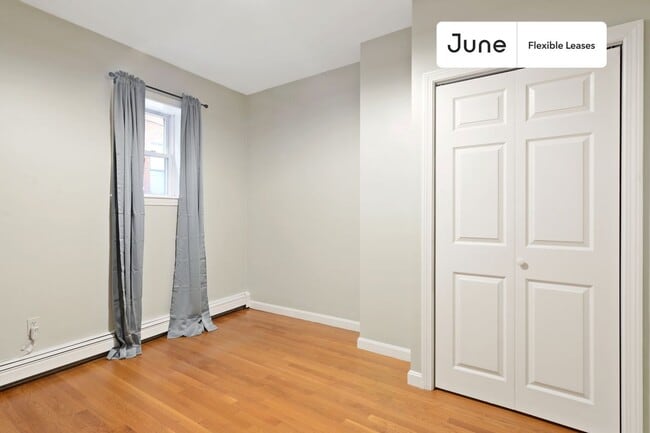 31 N Bennet St, Unit 2 in Boston, MA - Building Photo - Building Photo
