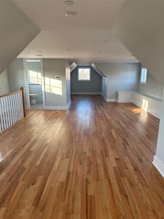506 Lakeview Ave in Rockville Centre, NY - Building Photo - Building Photo