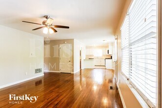 2204 Lynncrest Ln in Birmingham, AL - Building Photo - Building Photo