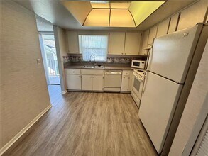 9851 113th St N in Seminole, FL - Building Photo - Building Photo