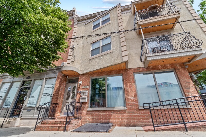 1200 Germantown Ave in Philadelphia, PA - Foto de edificio