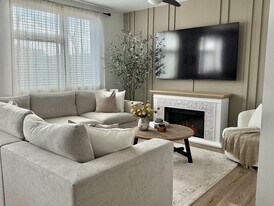 Napa Creek Village in Napa, CA - Building Photo