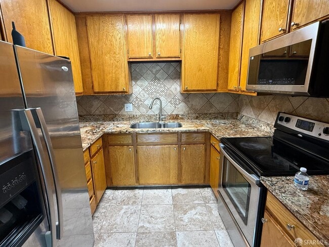 1360 Lyon St in San Francisco, CA - Building Photo - Building Photo