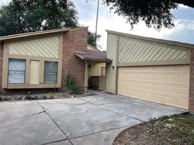 property at 914 Blue Bonnet Dr