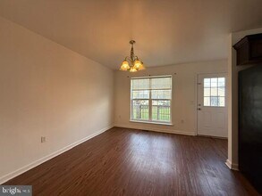 127 Atmore St in Harrisburg, PA - Building Photo - Building Photo