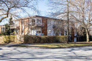 2381 Trinity St in Vancouver, BC - Building Photo