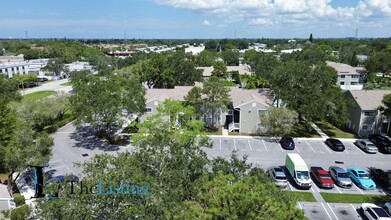 7298 Ulmerton Rd in Largo, FL - Building Photo - Building Photo