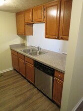 2269 Hughey Dr in Reynoldsburg, OH - Building Photo - Building Photo