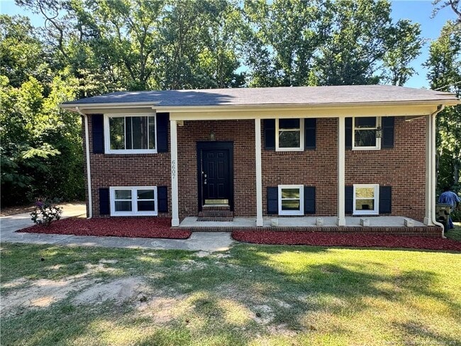 property at 6607 Sherrod Pl