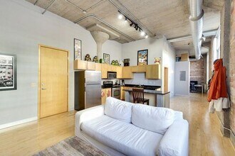 521 S 7th St in Minneapolis, MN - Building Photo - Building Photo