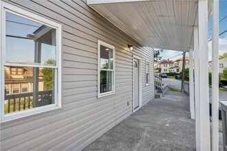 211 Oxford Ave in Pittsburgh, PA - Building Photo - Building Photo