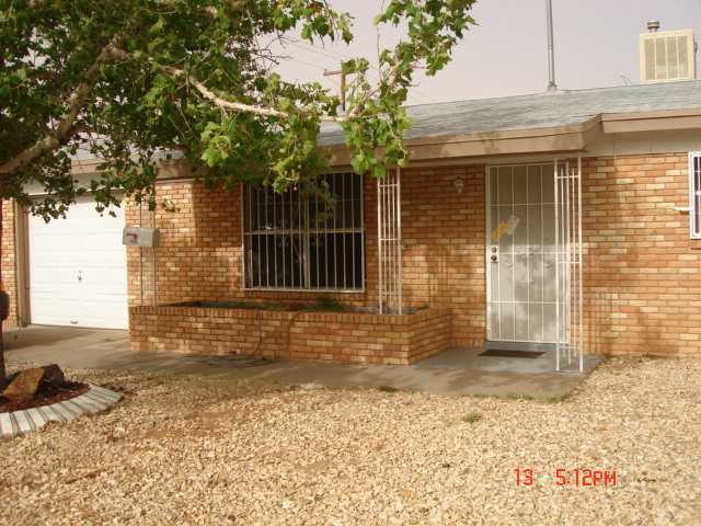 10084 Kenworthy St in El Paso, TX - Building Photo - Building Photo