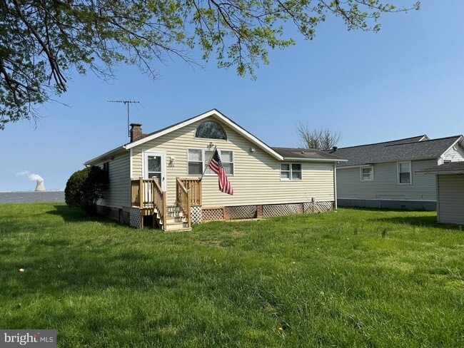 property at 15 S New Rd