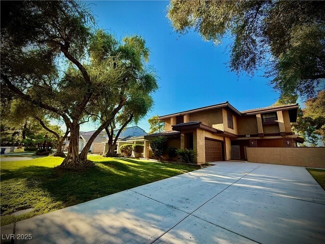 property at 920 Pinehurst Dr