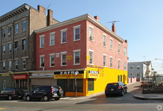 186 Ashburton Ave in Yonkers, NY - Foto de edificio - Building Photo