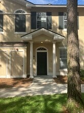 4 Indigo Run Dr in Hilton Head Island, SC - Building Photo - Building Photo