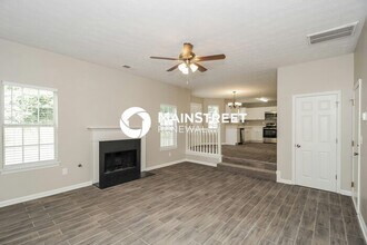 6008 Kahiti Trace in Union City, GA - Building Photo - Building Photo