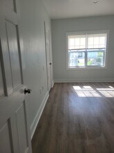 100 W Washington St, Unit C in Harrisonville, MO - Building Photo - Building Photo