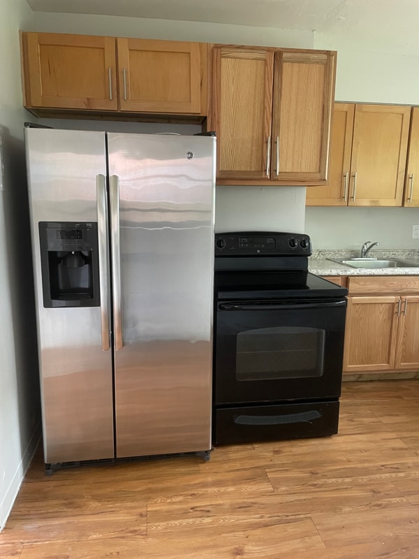 property at 1703 Wilton Ave