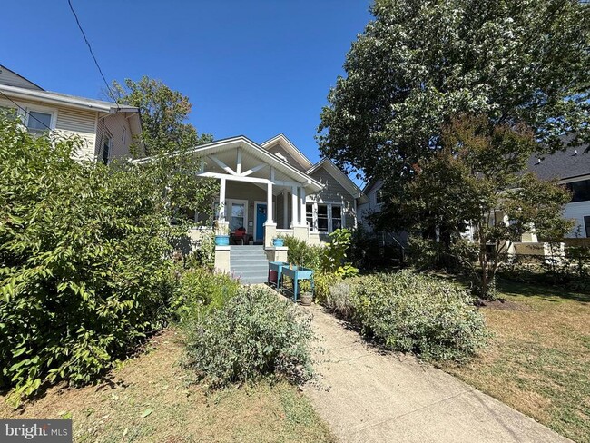 property at 1014 Bryant St NE