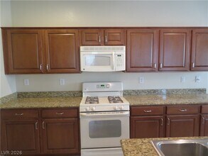 1132 Via Degli in Henderson, NV - Building Photo - Building Photo