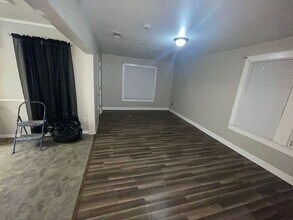 4236 Delaware St in Baton Rouge, LA - Building Photo - Building Photo