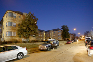 5835-5845 Lindenwood Ave Apartamentos