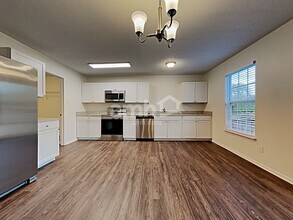 3122 Earlswood Ln in Indianapolis, IN - Building Photo - Building Photo