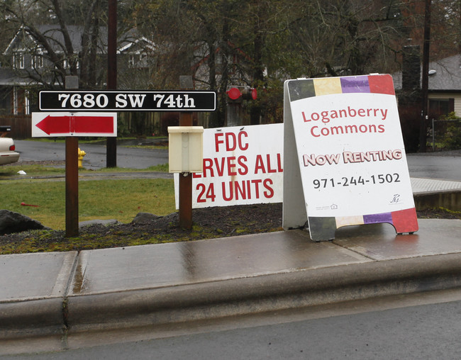 Loganberry Commons in Portland, OR - Building Photo - Building Photo