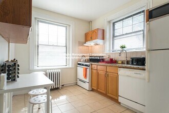 48 Babcock St in Brookline, MA - Foto de edificio - Building Photo