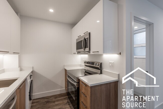 941 W Carmen Ave in Chicago, IL - Building Photo - Building Photo