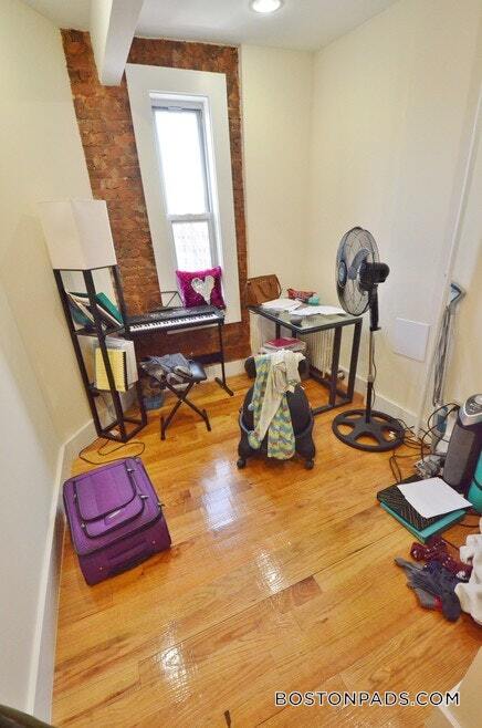 133 Peterborough St in Boston, MA - Building Photo