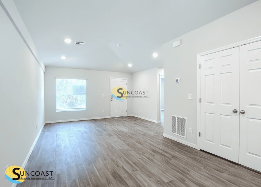 3990 E Walker St in Inverness, FL - Building Photo