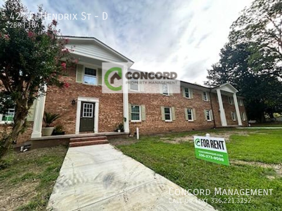 421 E Hendrix St-Unit -D in Greensboro, NC - Building Photo