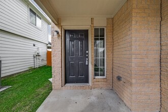 726 Horseshoe Springs Ln in Houston, TX - Building Photo - Building Photo